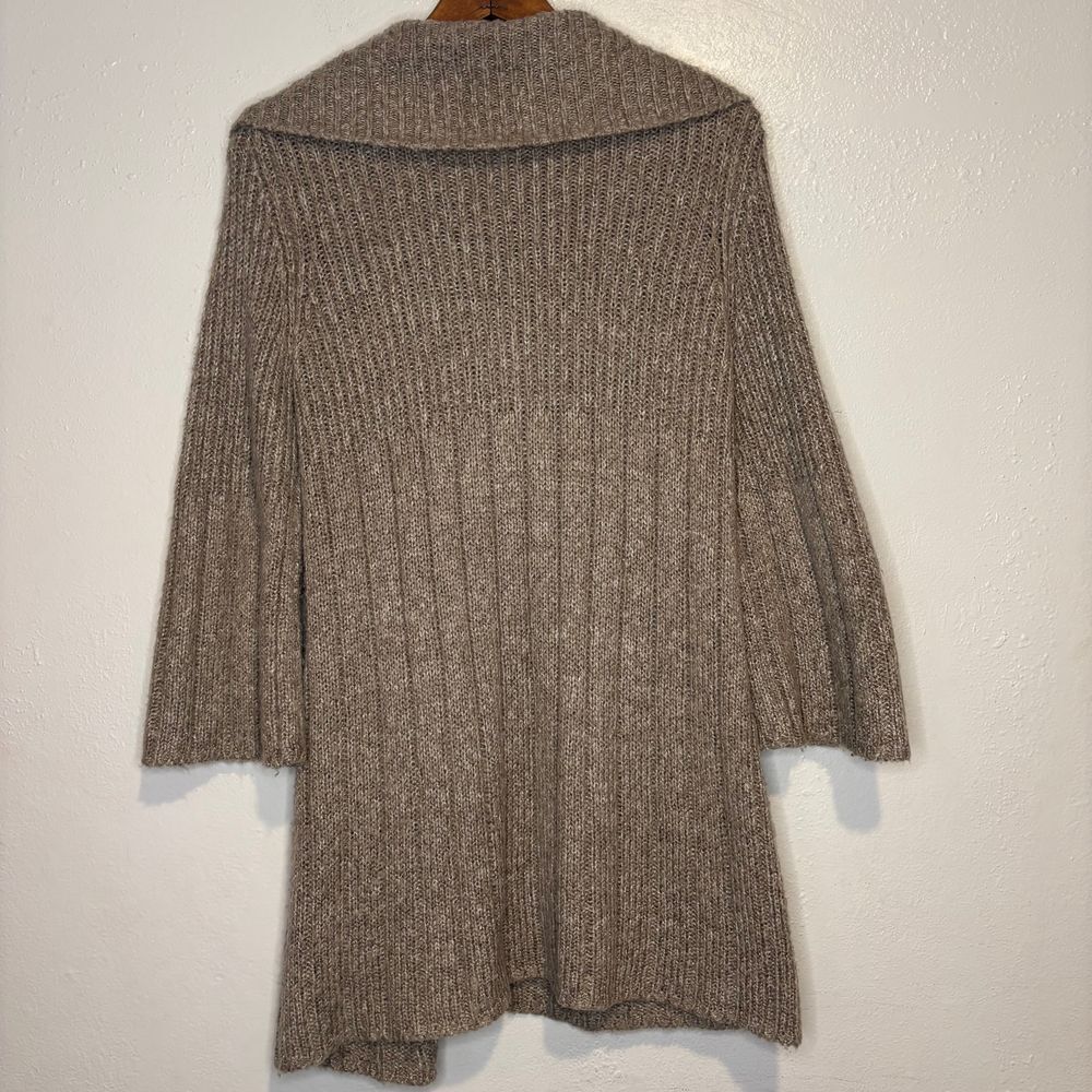 Linda Matthew's New York Large Tan Beige Bell Bottom Sleeves Long Sweater Knit - Picture 2 of 7